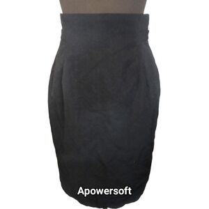 Vintage Black High-Waisted Pencil Skirt —